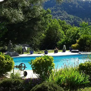 Bed & Breakfast Sur Eyrieux - La Maison Du Bonheur, Les Ollières-sur-Eyrieux